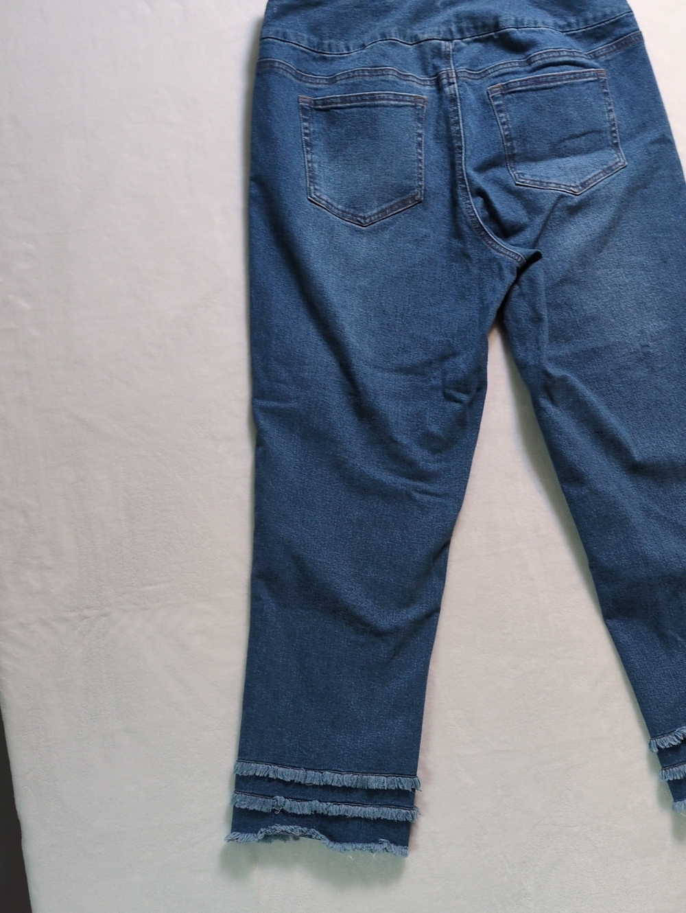Slim-Sation 5-Pocket Crop Jeans Stretch Pull On Fringe Blue Size 12 - Picture 13 of 16